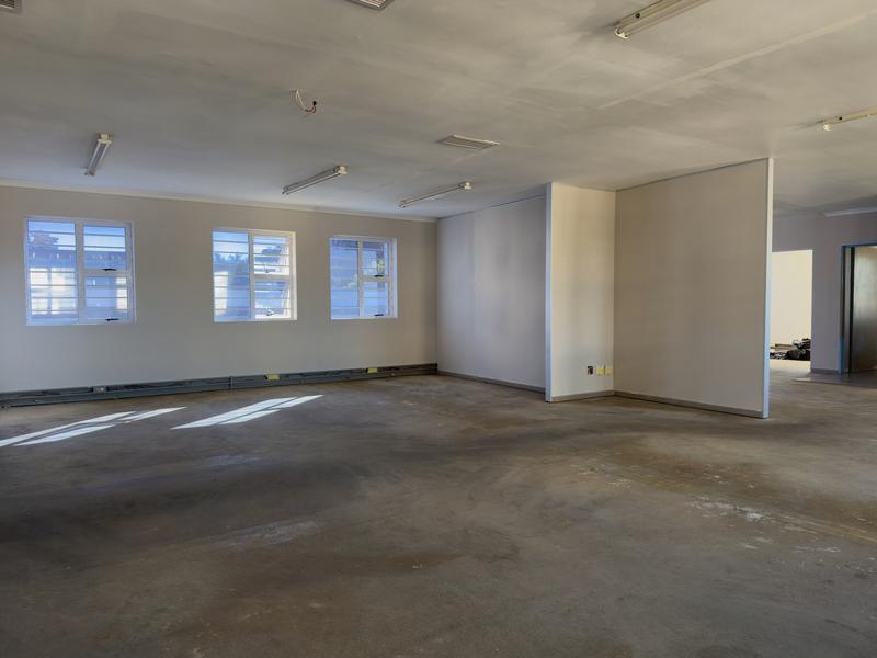To Let Commercial Property for Rent in Wynberg Western Cape